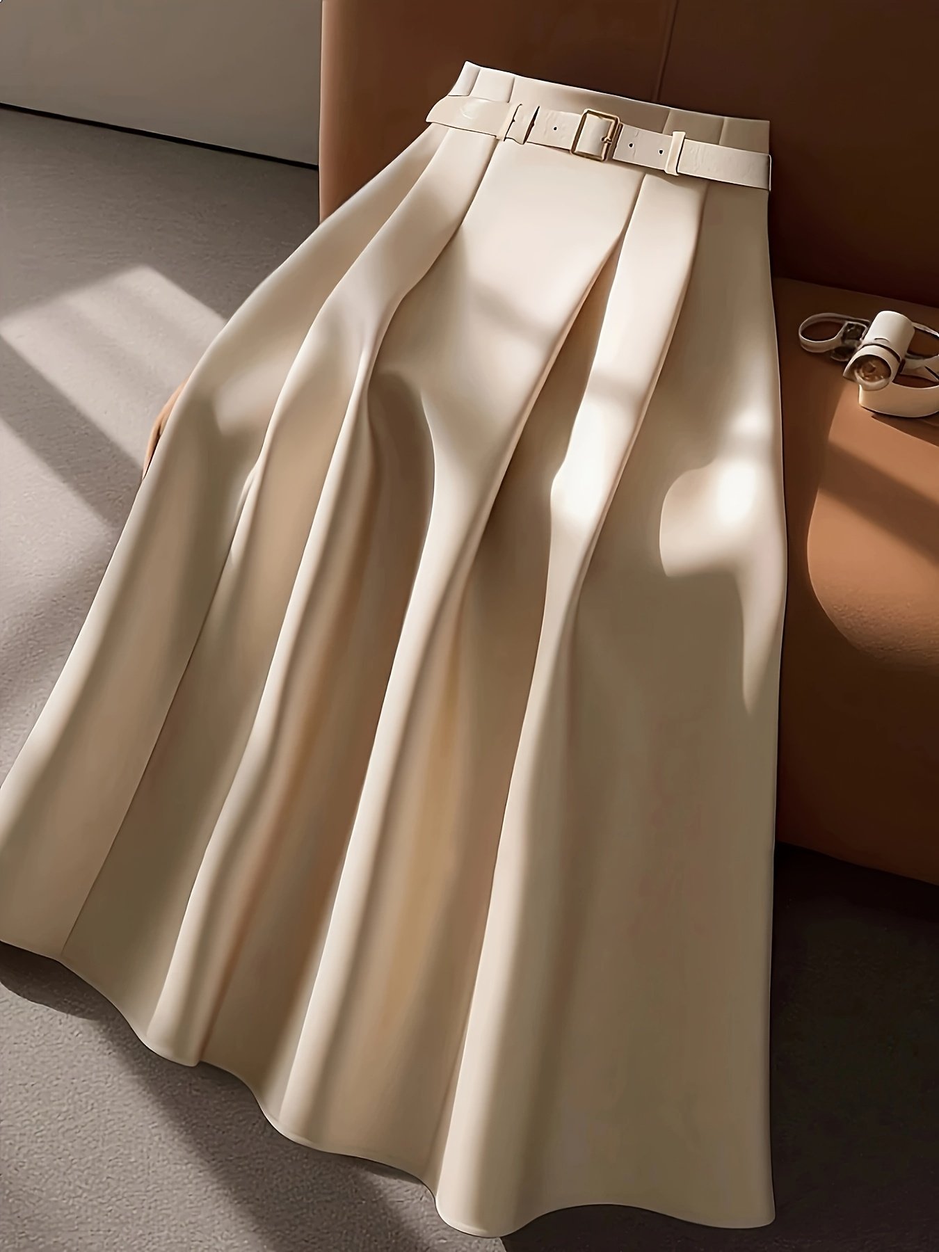 חצאית מקסי אלגנטית בצבע בז' לנשים - חצאית מכנסיים בגזרה גבוהה עם חגורה למשרד, מסיבות, יומיומיות - בד לא נמתח לכביסה במכונה, חצאית ארוכה למסיבה, מרקם חלק – תמונה 3