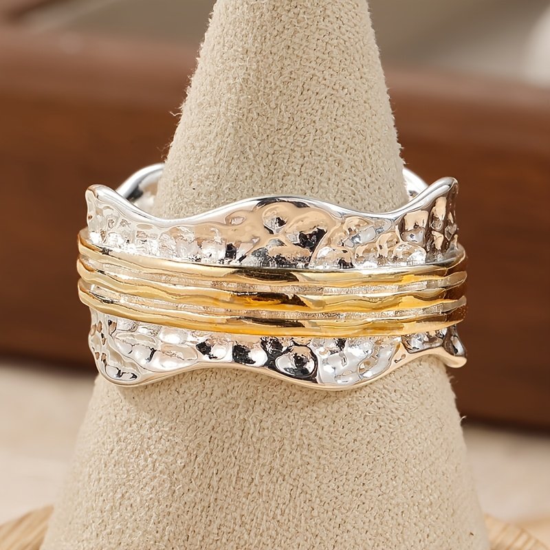 טבעת ספינר מרוקעת לנשים - עיצוב גל רחב בוהמי וינטג', תכשיטים מצופים זהב לבן הניתנים לערום, מתנה עמידה ליום יום ולחג ההודיה עבורה, טבעות ותכשיטים וינטג' בסגנון אר דקו, גימור מתכתי בעל טקסטורה – תמונה 7