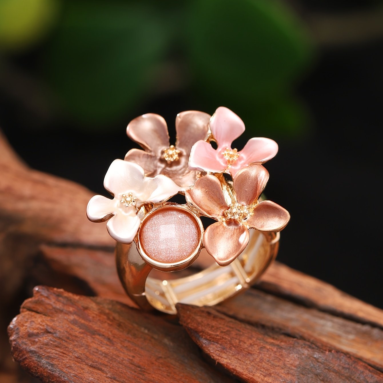 Bohemian style flower ring, gold plated zinc alloy 1 piece, elastic enamel, perfect for spring and summer, ideal gift for Mother's Day, wedding and holidays, festive accessory, bohemian ring