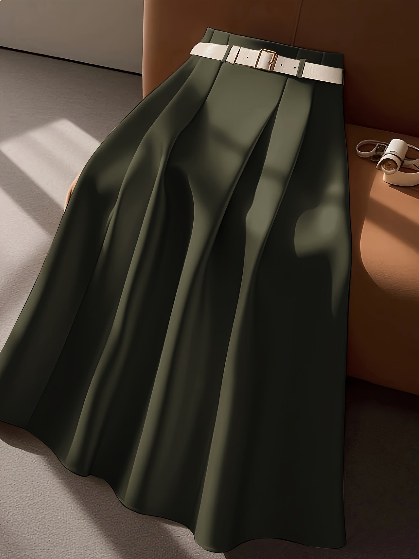 חצאית מקסי אלגנטית בצבע בז' לנשים - חצאית מכנסיים בגזרה גבוהה עם חגורה למשרד, מסיבות, יומיומיות - בד לא נמתח לכביסה במכונה, חצאית ארוכה למסיבה, מרקם חלק – תמונה 2