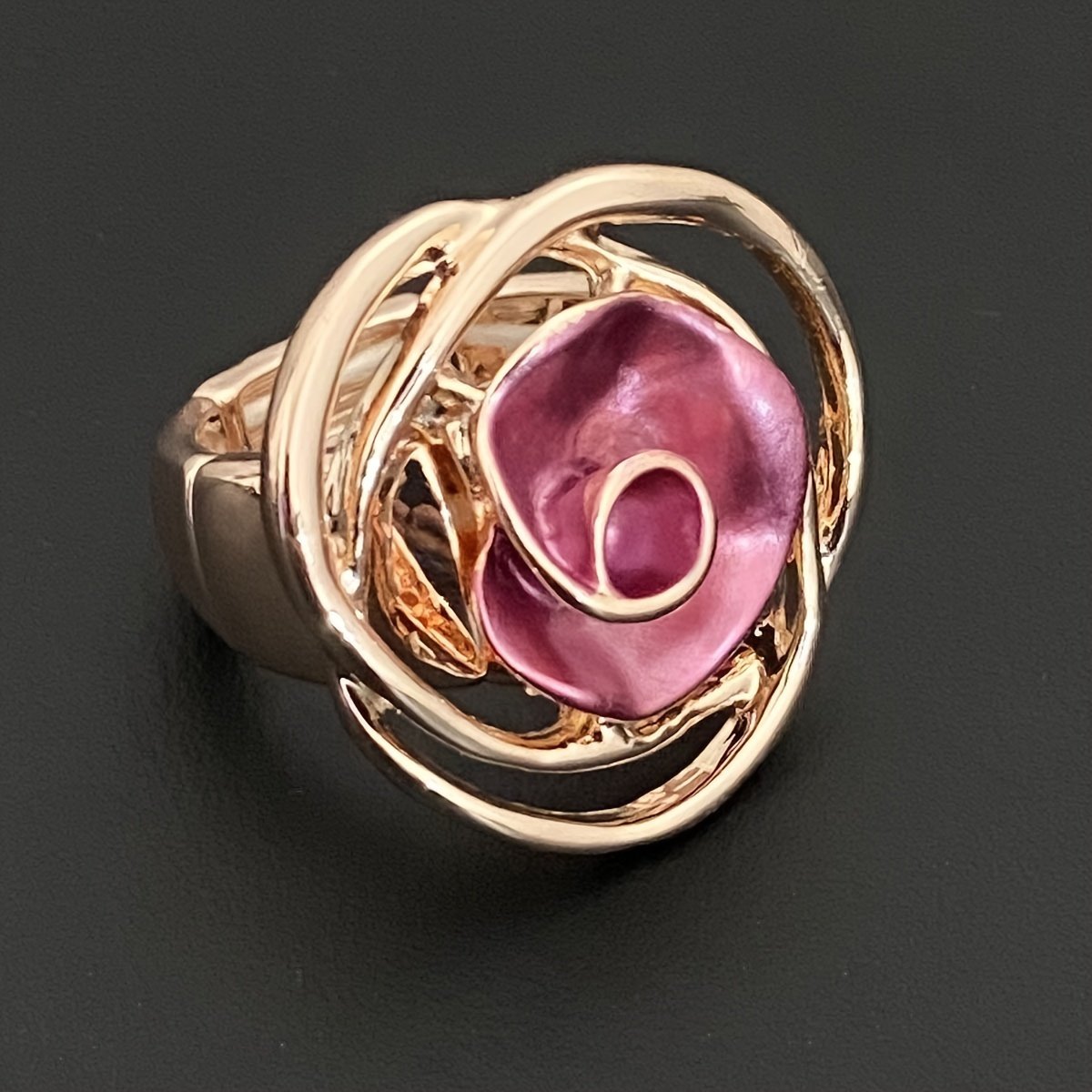 טבעת ורדים יצירתית מסוג חדש, עשויה מסגסוגת איכותית עם גמישות מתכווננת, כמתנה ליום האהבה, עם תחושה יוקרתית. - Image 17