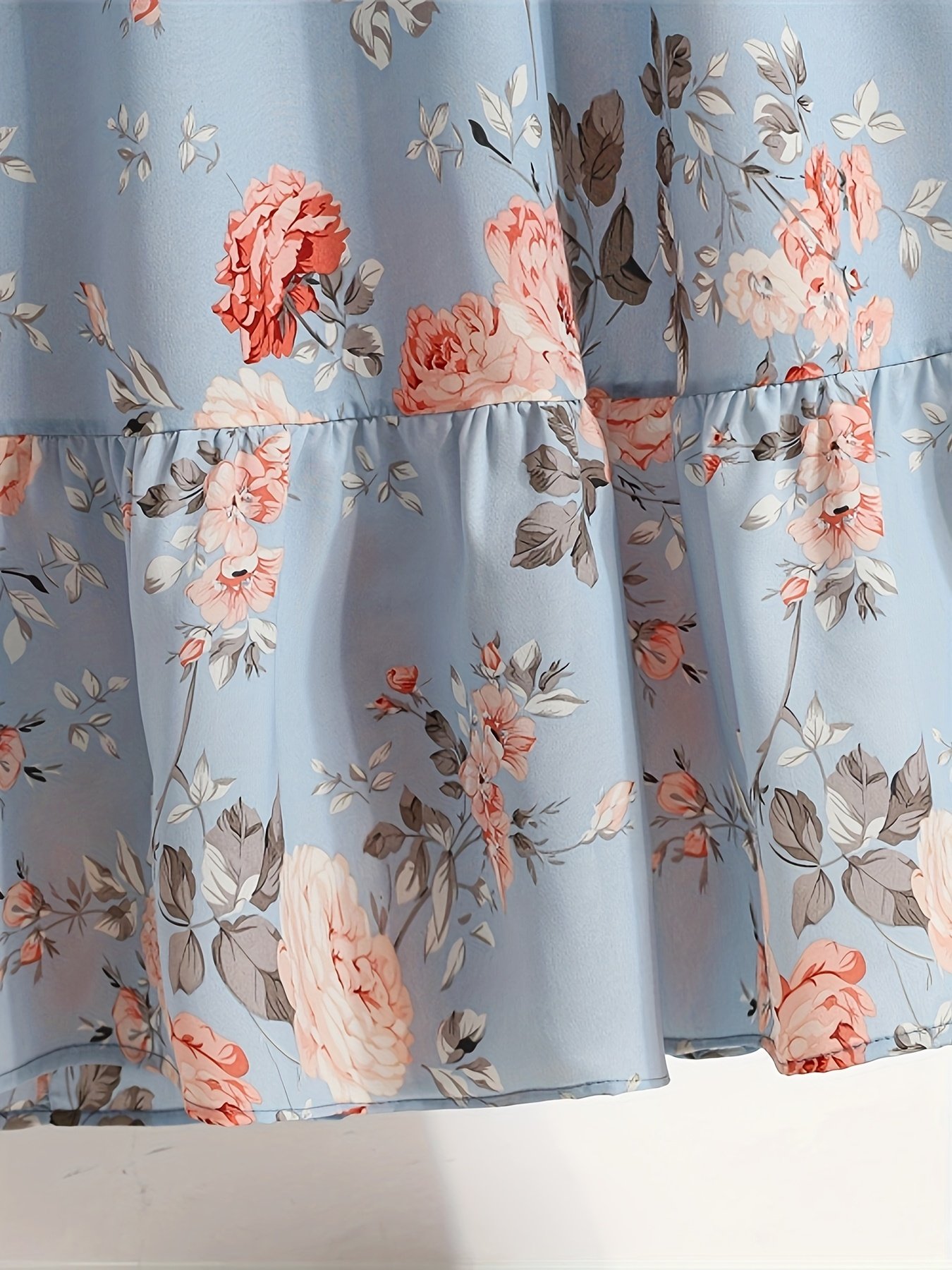 ⁦שמלת מסיבה אלגנטית לנשים עם הדפס פרחוני, שרוולים תפוחים וחגורת קשירה במותן - שרוולים ארוכים באורך הרצפה, ניתן לכביסה במכונה, לבוש רשמי באביב/סתיו, שמלה עם הדפס פרחוני, לבוש אביב-סתיו, בד רך⁩ – תמונה ⁦5⁩