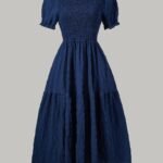 שמלה אלגנטית בצבע כחול כהה לנשים עם שרוולים קצרים, שרוולים תפוחים ומחוך מקושט - חצאית מתרחבת, ניתן לכביסה במכונה, חלק עליון צמוד ומכפלת מתרחבת, לאביב קיץ סתיו, לבוש קז'ואל עד חצי רשמי, אופנה עונתית, גזרה מחדדת