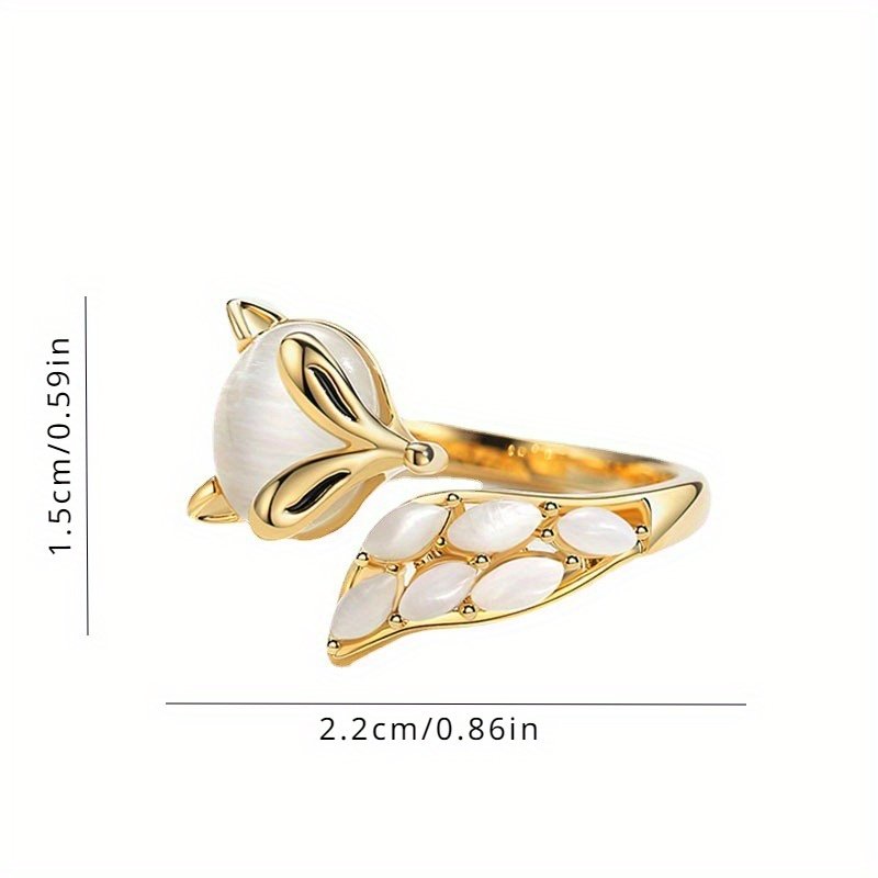 ⁦טבעת שועל מתכווננת בגוון זהוב עם עיטורי עלים - תכשיטי חיות גחמניים לנשים, טבעת אלגנטית הניתנת לערום ללבוש יומיומי או לאירועים מיוחדים⁩ – תמונה ⁦4⁩