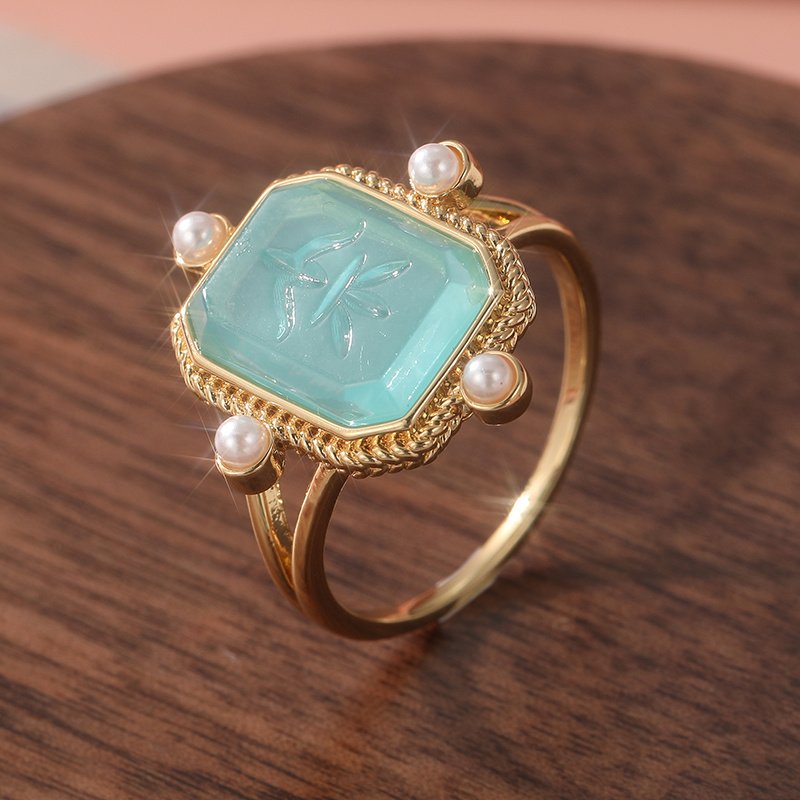 ⁦טבעת קריסטל כחולה בעבודת יד, אלגנטית ונצחית לנשים - בהשראת וינטג', מתנה מושלמת לחג המולד⁩ – תמונה ⁦6⁩